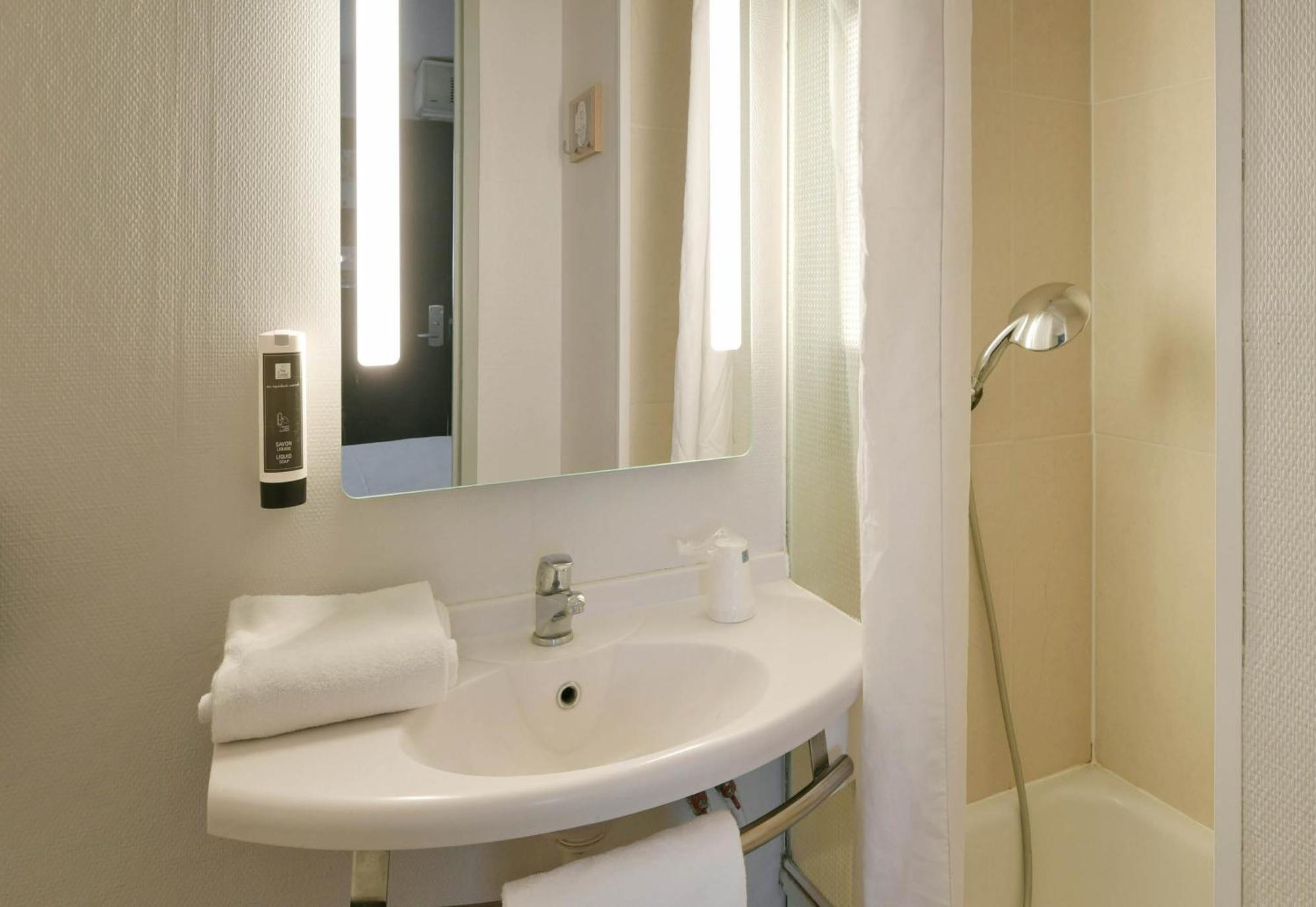 B&B Hotel Le Mans Sud Arnage Exterior photo